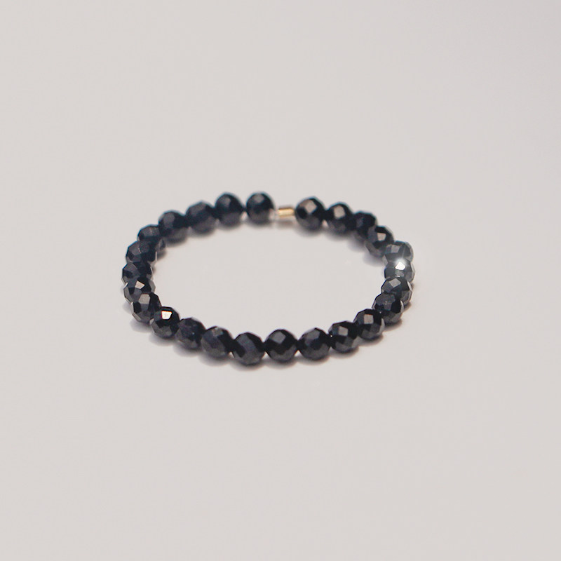 Night Star 2mm extremely fine natural black spinel ring