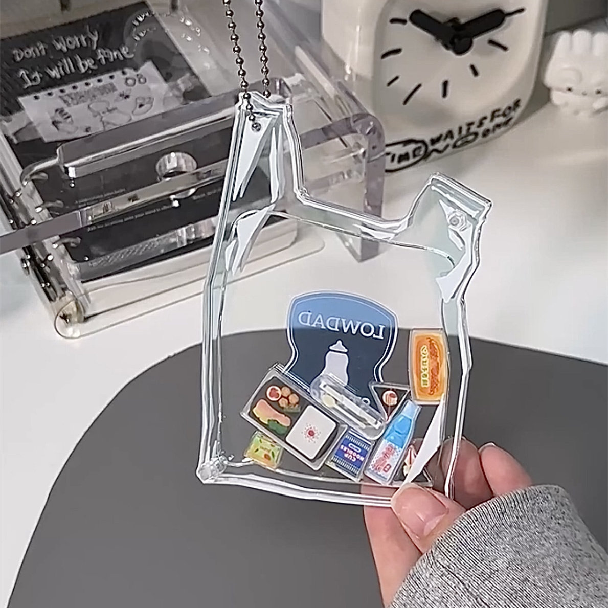 小红书同款便利店谷美亚克力吧唧砖摇摇乐5875徽章谷子收纳展示框,淘宝优惠券,粉丝福利购,淘宝优惠卷