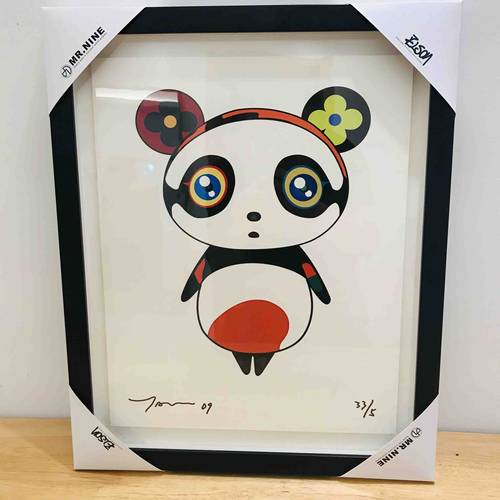 村尚隆签名限量款熊猫形象悬浮装裱儿童房工作室装饰画-图0