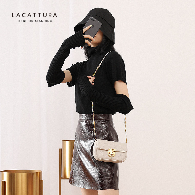 链条小香风2020新款潮ck百搭斜挎包 cattura缇纳女士包袋