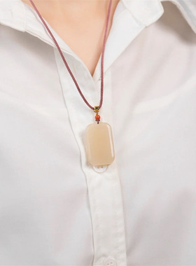 古风天然玉石藕粉面包牌吊坠