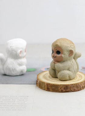 可爱小猴子办公桌面陶瓷摆件礼物