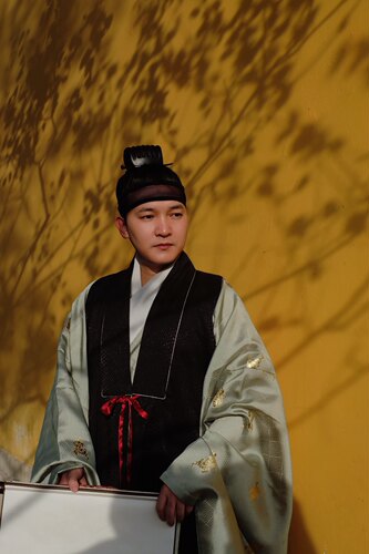 大萌制梁冠明代汉服小冠首饰男女配饰太子冠莲花冠小金冠原创设计 - 图1