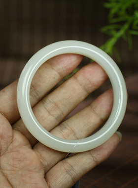 古晨珠宝和田玉白玉手镯