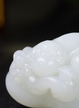 （古晨珠宝）新疆和田玉羊脂白玉生肖猴把件手玩代代封候109g