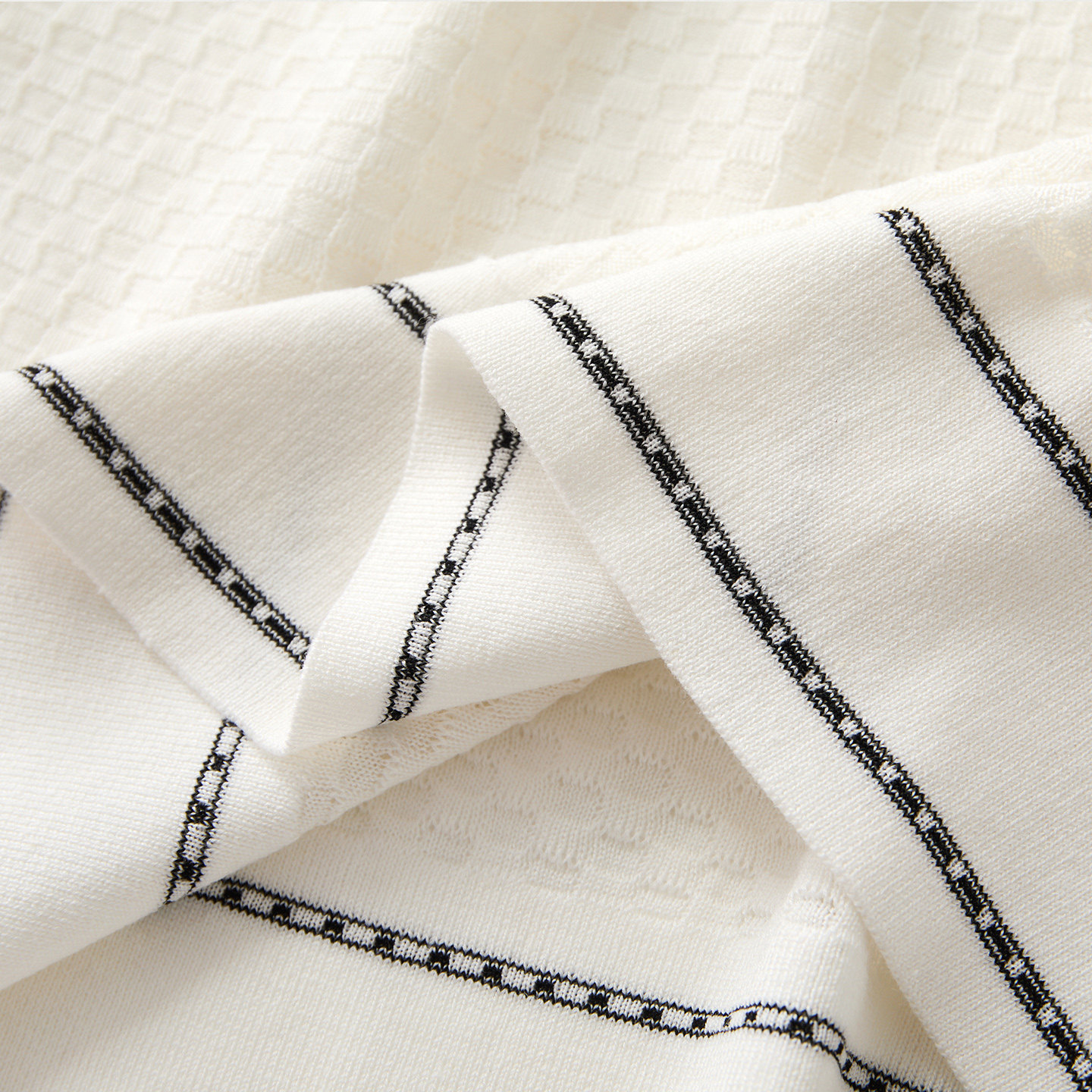 亲肤透气桑蚕丝短袖针织衫女宽松圆领套头真丝T恤亲肤透气百搭打,淘宝优惠券,粉丝福利购,淘宝优惠卷