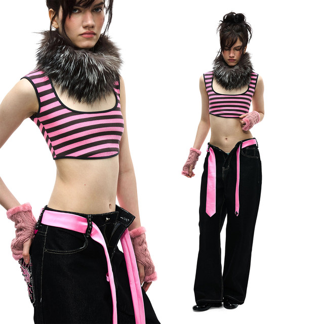 Chickflick ສາວຮ້ອນ vest ຄໍສີ່ຫລ່ຽມສັ້ນ
