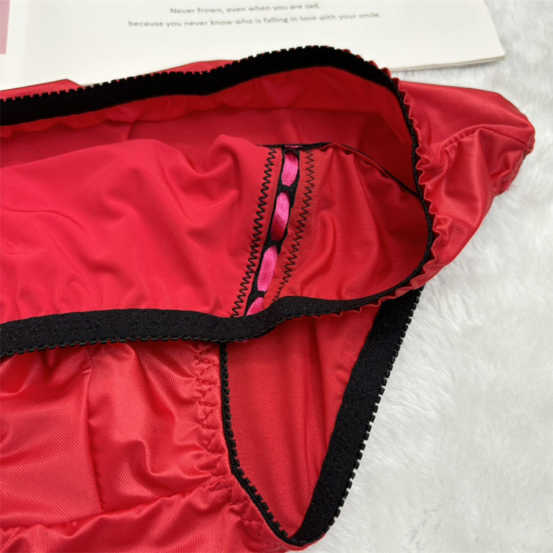 新款光亮面男士女性化设计男式性感弹力贴身自然舒适健康三角内裤,淘宝优惠券,粉丝福利购,淘宝优惠卷