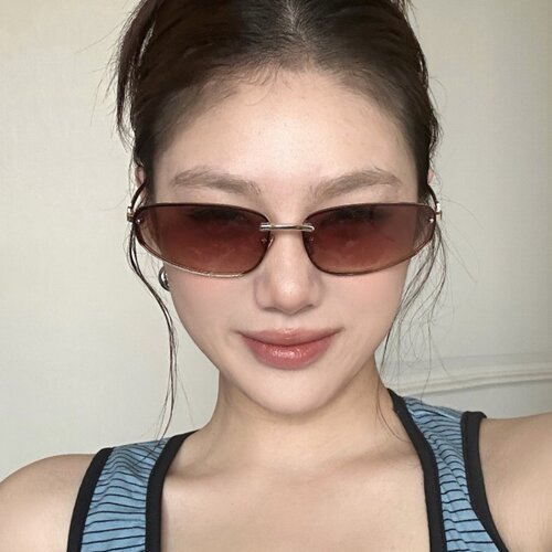 复古银色金属老钱风2026春夏太阳镜女欧美辣妹显脸小亚裔网感墨镜 - 图2