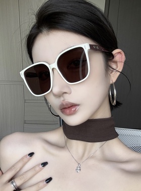 复古白框茶色方形墨镜大圆脸显瘦