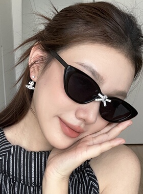 梦幻蝴蝶结鼻梁黑色猫眼墨镜显瘦
