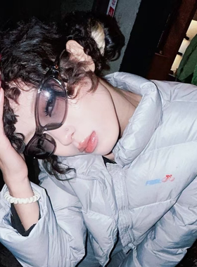 户外骑行眼镜女款2025新款透灰色