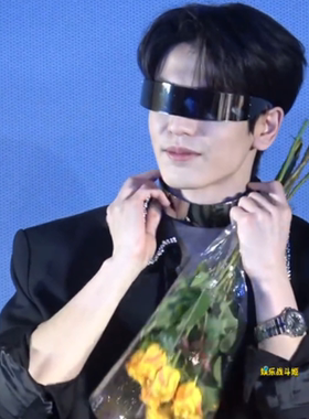 张凌赫同款未来感科技风连体墨镜