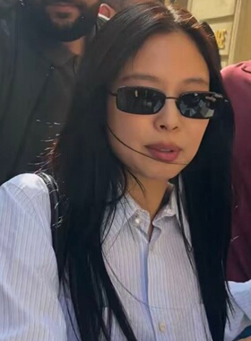 Jennie同款复古窄长黑框墨镜
