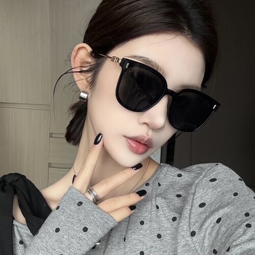 韩版潮方形金属腿高级感黑色墨镜女辣妹圆脸显瘦太阳眼镜防紫外线 - 图1