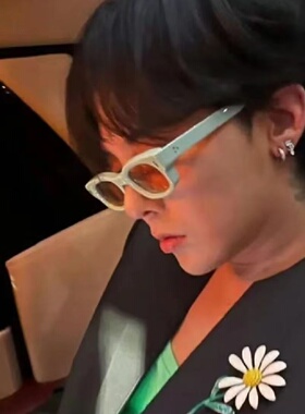 GD同款方形绿框茶色显瘦太阳镜男