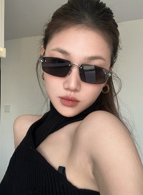 无框方形黑色显瘦百搭太阳镜女潮