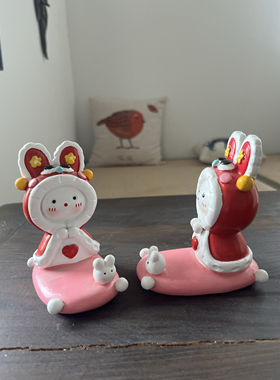 软fufu许愿小摆件桌面工位情绪装饰品办公室电脑治愈励志年轻动物