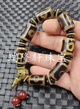 深透玛瑙三眼天珠路路通玉石手链