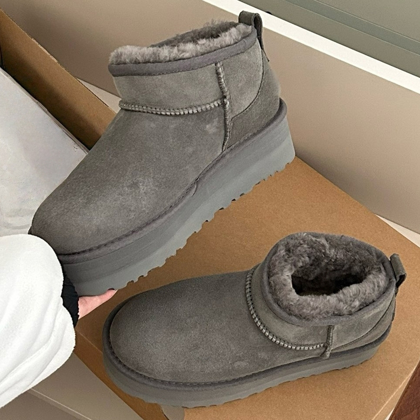 桑坡超尖版~周冬雨同款Mini增高5CM大厚底羊皮毛一体雪地靴女低帮,淘宝优惠券,粉丝福利购,淘宝优惠卷