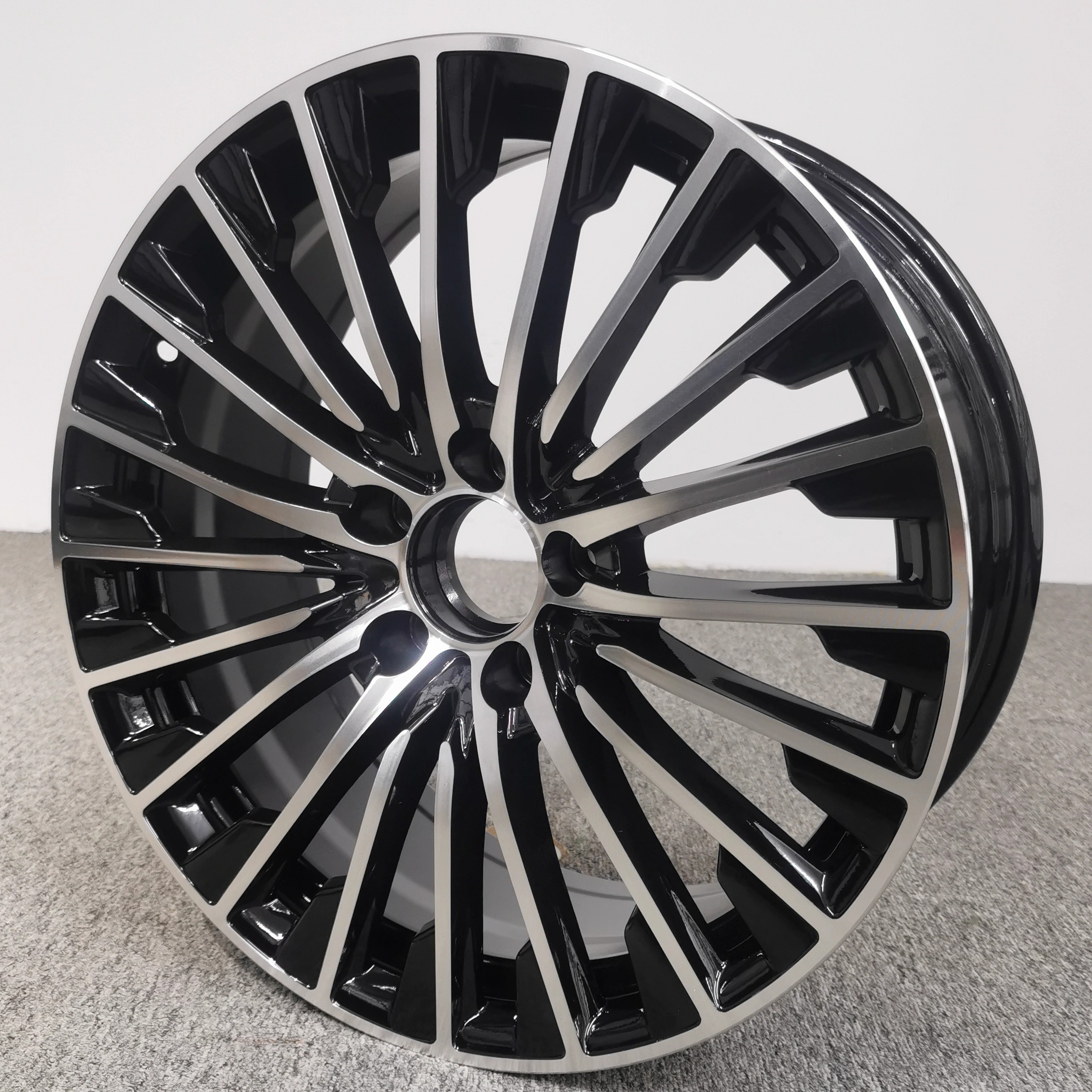 适用于18寸19寸20寸奔驰E级C级S级奔驰GLC GLAE200E300轮毂FBX132 - 图1