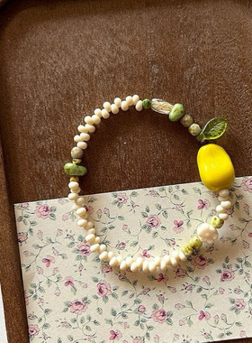 梨汁~小梨子串珠叠戴手链2025新款气质个性设计小众清新简约手链