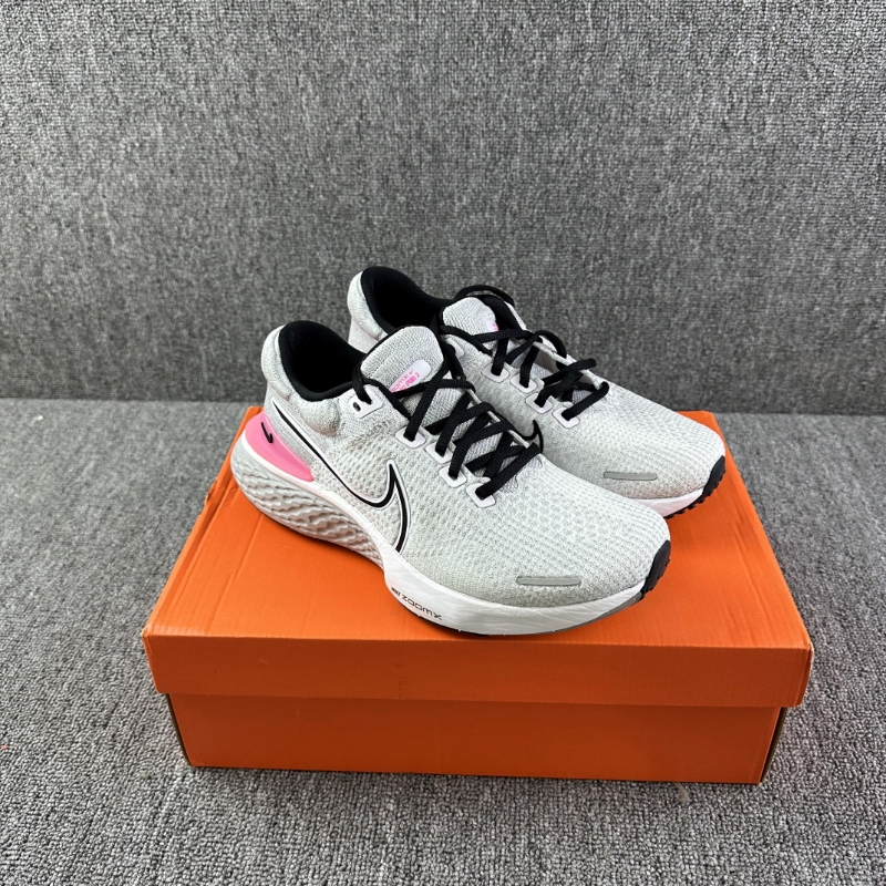 Nike耐克 Zoomx Invincible Run男子轻便缓震跑步鞋 DH5425-001-图0