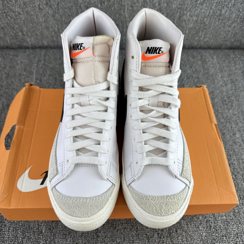 Nike耐克高帮女鞋BLAZER MID 77 JUMBO大勾开拓者板鞋CZ1055-100-图2