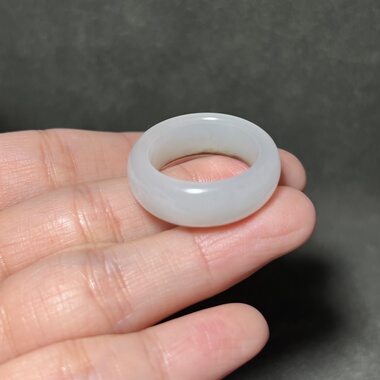 新疆和田玉白玉籽料戒指苏工精品男女款玉器20mm圈口戒圈玉戒