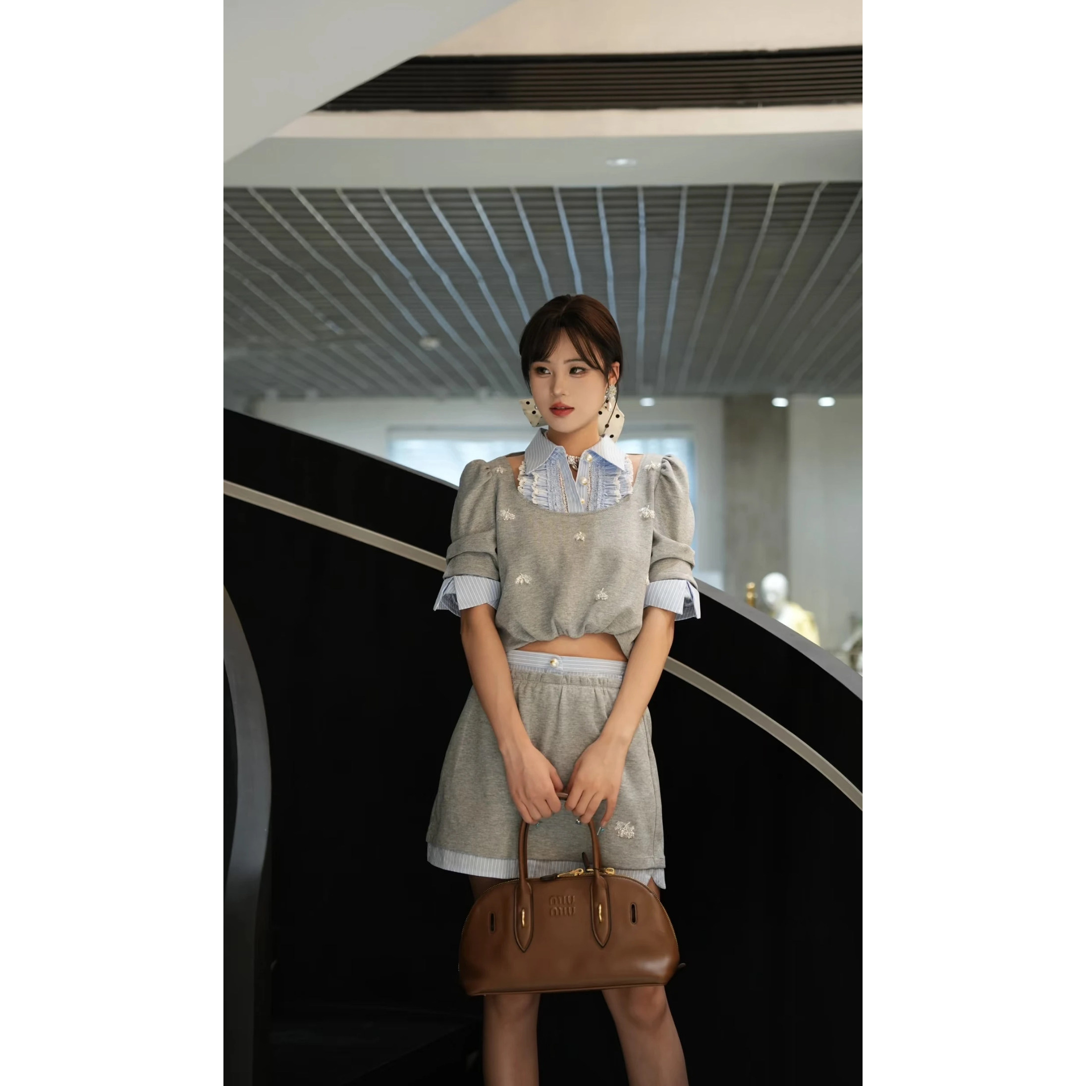 2025夏季新款百搭假二件拼接钉珠短袖衬衫T恤/半裙套装GFC253073,淘宝优惠券,粉丝福利购,淘宝优惠卷