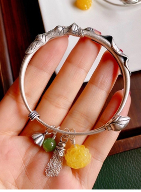 原创设计风蜜蜡流苏碧玉手饰品