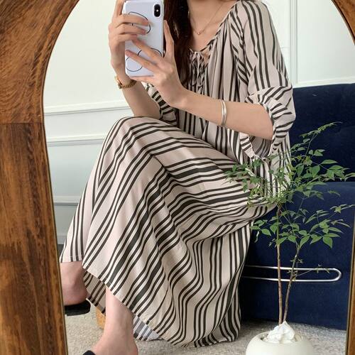 国风新中式棉绸睡裙女中袖大码睡衣夏季人造棉宽松舒适居长连衣裙 - 图1