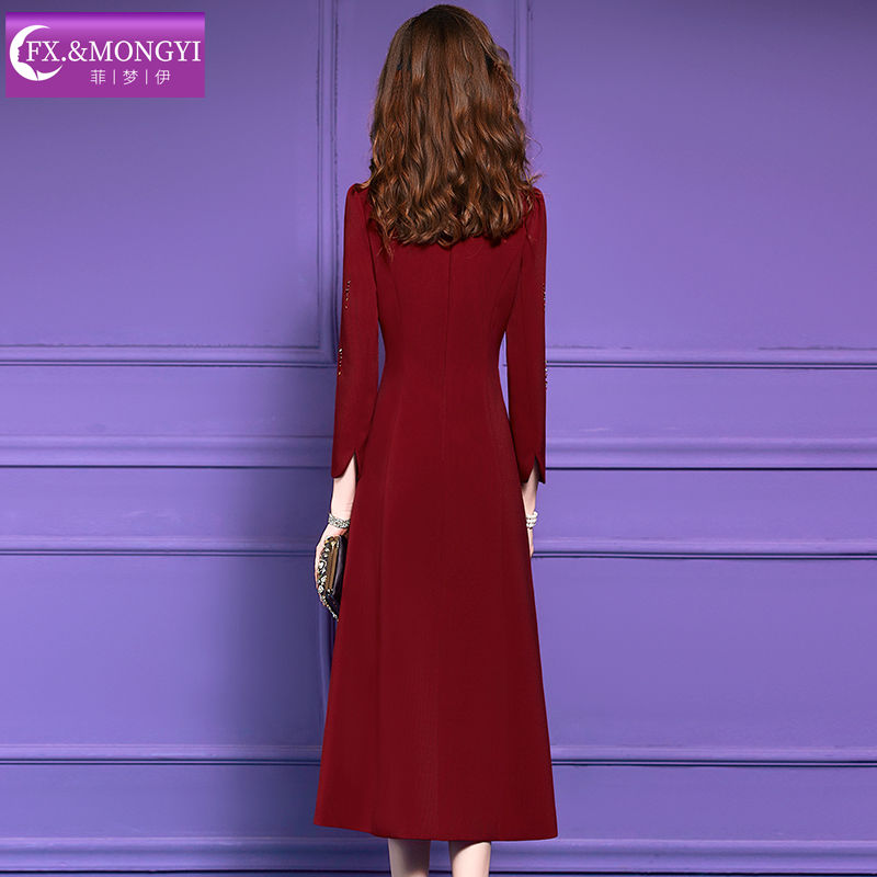 菲梦伊原创钉珠绣花红色连衣裙女秋装新中式立领修身结婚宴会礼服 - 图2