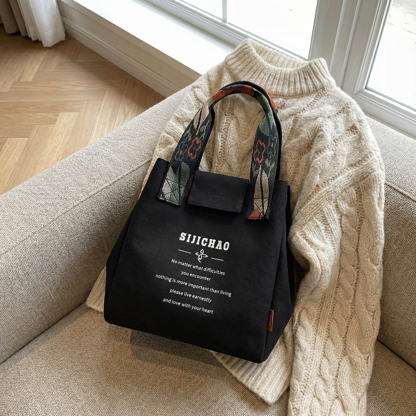 日韩休闲简约风帆布包女式2026新款手提包文艺印花字母学生上课包,淘宝优惠券,粉丝福利购,淘宝优惠卷