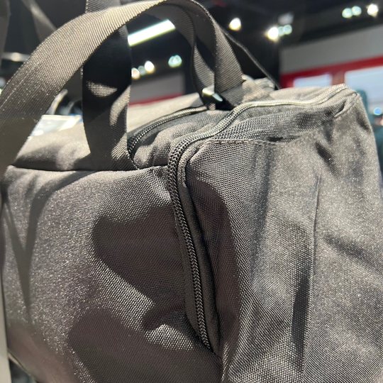 现货 安德玛UA男女运动瑜伽训练休闲健身单肩斜挎旅行包 1369221