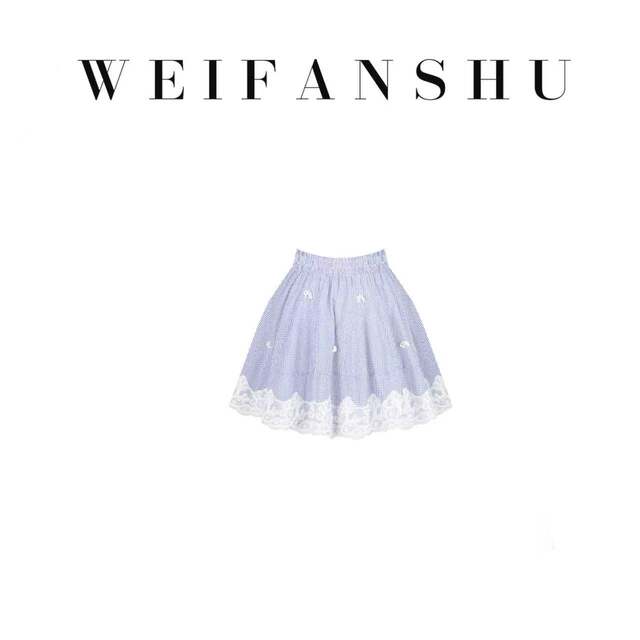 Fanshu Light Luxury Light Oxygen Diary 2026 Summer New Off-Shoulder Blue and White Plaid Suit Lace Splicing Top Shorts