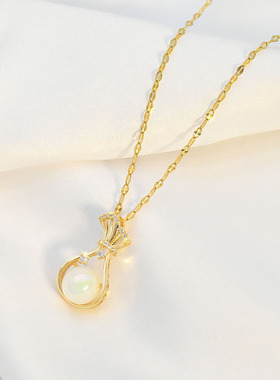 人鱼姬珍珠项链女轻奢风钱袋吊坠钛钢锁骨链不掉色百搭配饰品批发