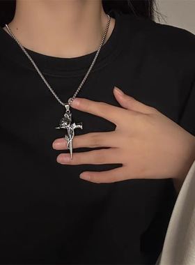 玫瑰十字架项链藤曼缠绕复古个性潮流百搭嘻哈冷淡风时尚小众颈饰