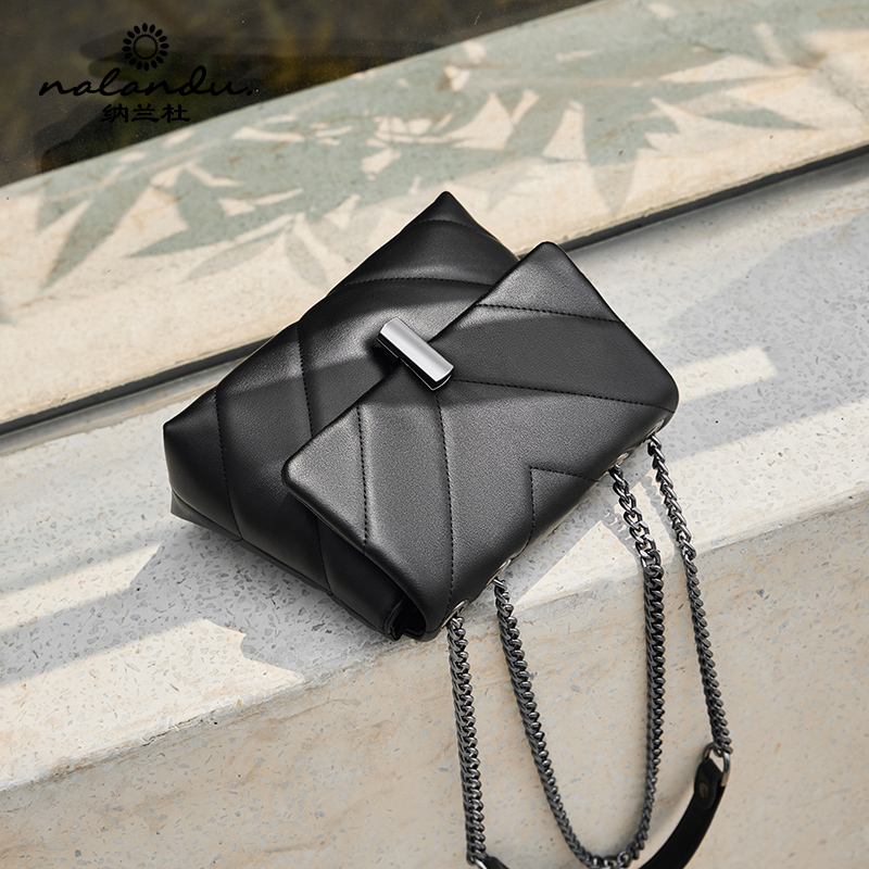 纳兰杜包包女2025新款冬真皮斜挎包女包链条包高级感黑色单肩方包,淘宝优惠券,粉丝福利购,淘宝优惠卷