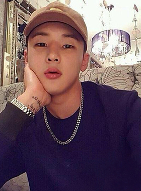 ZICO钛钢情侣嘻哈项链二同款