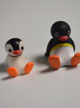 pingu企鹅家族胶皮摆件
