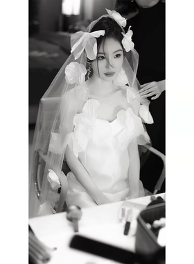 新款新娘长款头纱唯美手工花朵单层简约气质旅拍婚纱照样片仙女感
