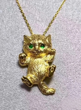 俏皮猫咪翡翠吊坠胸针两用黄金