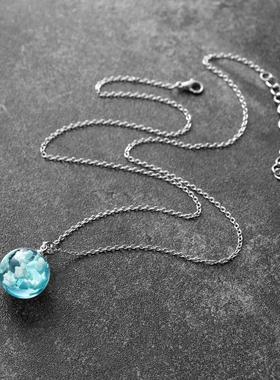 Chic Transparent Resin Rould Ball Moon Pendant Necklace Wome