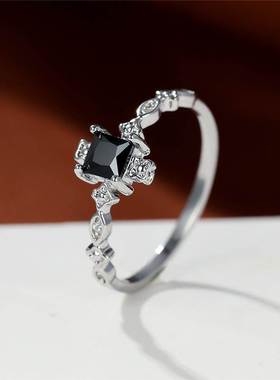 Vintage Male Female Black Zircon Ring Square Crystal Small S