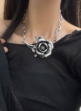 Exaggeraed Meal Big Rose Flower Necklace for Women Men Hipho