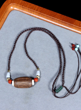 天然把玩件随形保真达拉干沉香