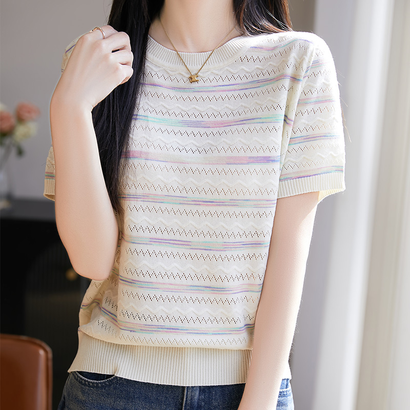 圆领冰丝条纹短袖t恤女夏新款宽松显瘦薄款镂空针织上衣洋气小衫 - 图0