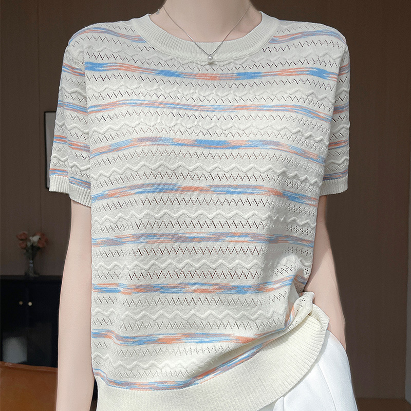 圆领冰丝条纹短袖t恤女夏新款宽松显瘦薄款镂空针织上衣洋气小衫 - 图1