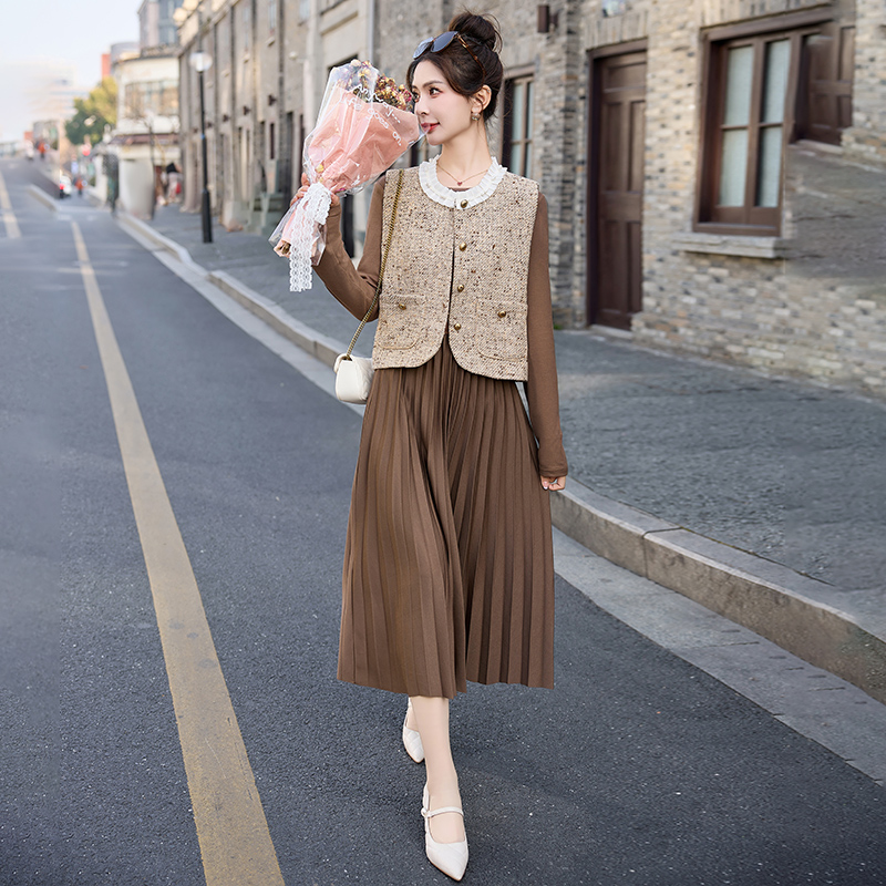 时尚轻奢超好看小香风马甲连衣裙女两件套2025春秋新款流行套装裙,淘宝优惠券,粉丝福利购,淘宝优惠卷